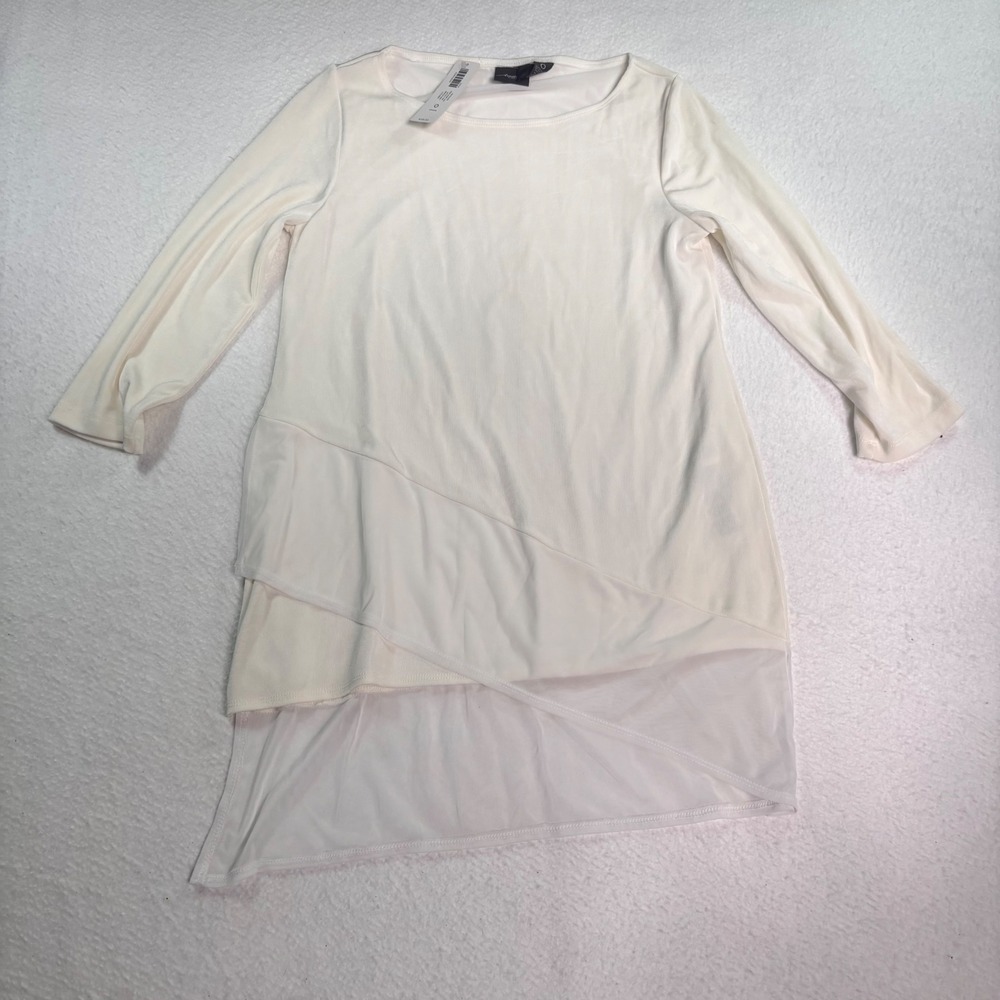 NWT Chicos Travelers Asymmetrical Layered Tunic Top White Mesh 3/4 Sleeve Size 0